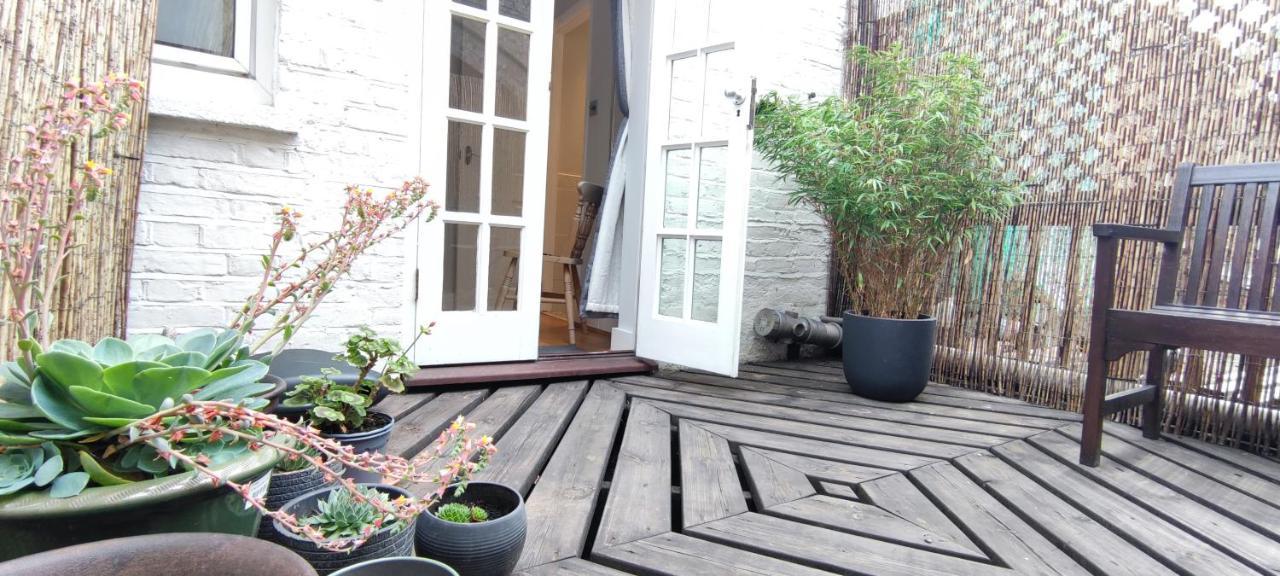 Windsor Cottage: Cosy, Charming, Full Of Character Eksteriør billede